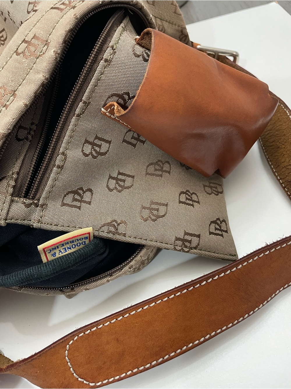 Dooney Bourke Monogram brown Shoulder Bag with Brown Leather Strap - Picture 11 of 12